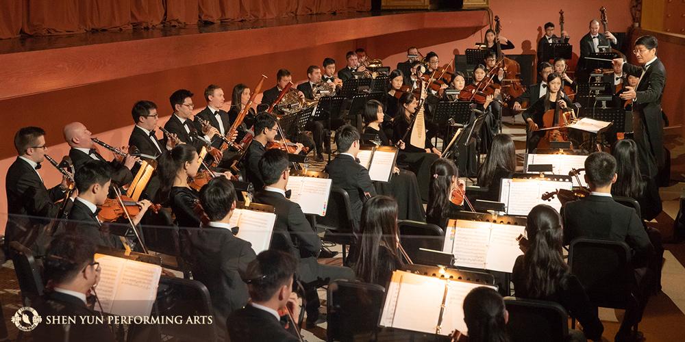 Image of orchestra