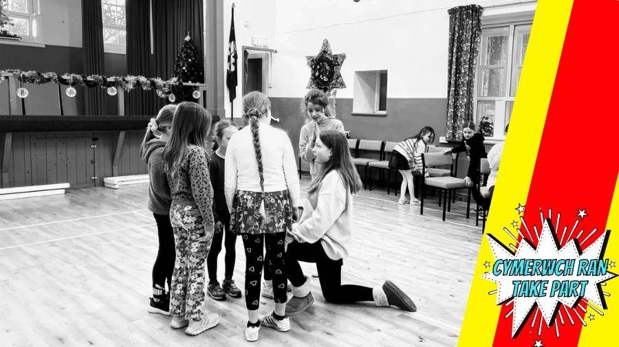 Acting studio with children acting 