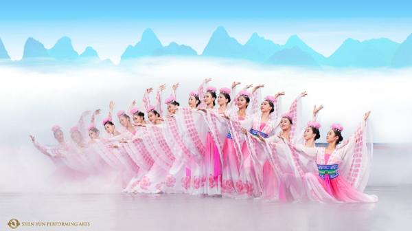Shen yun performers 